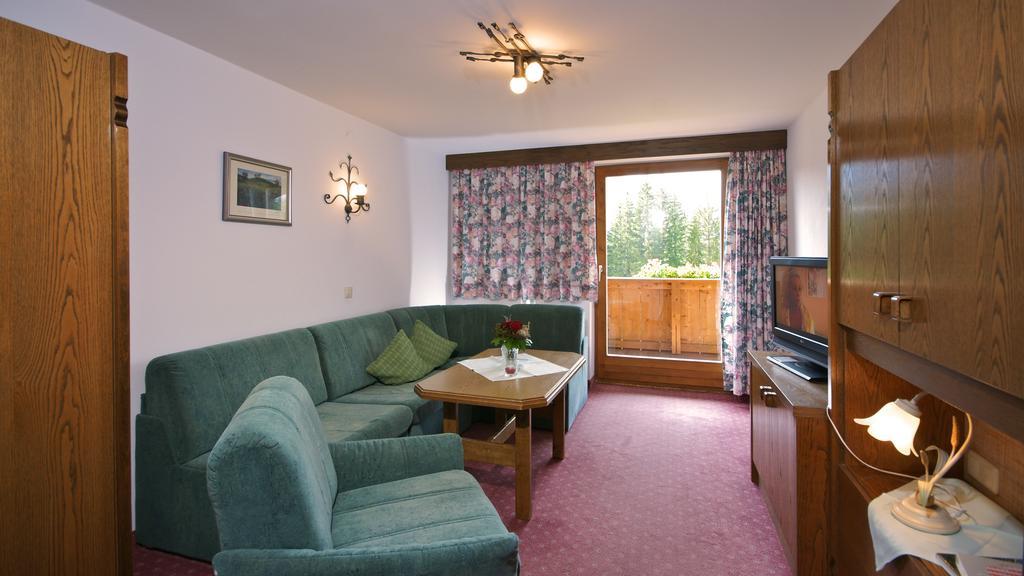 Komfort-Apartments Zufriedenheit Leutasch Δωμάτιο φωτογραφία